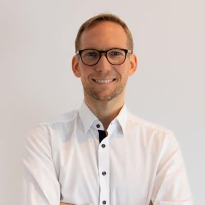 Dr. Jens Hermes